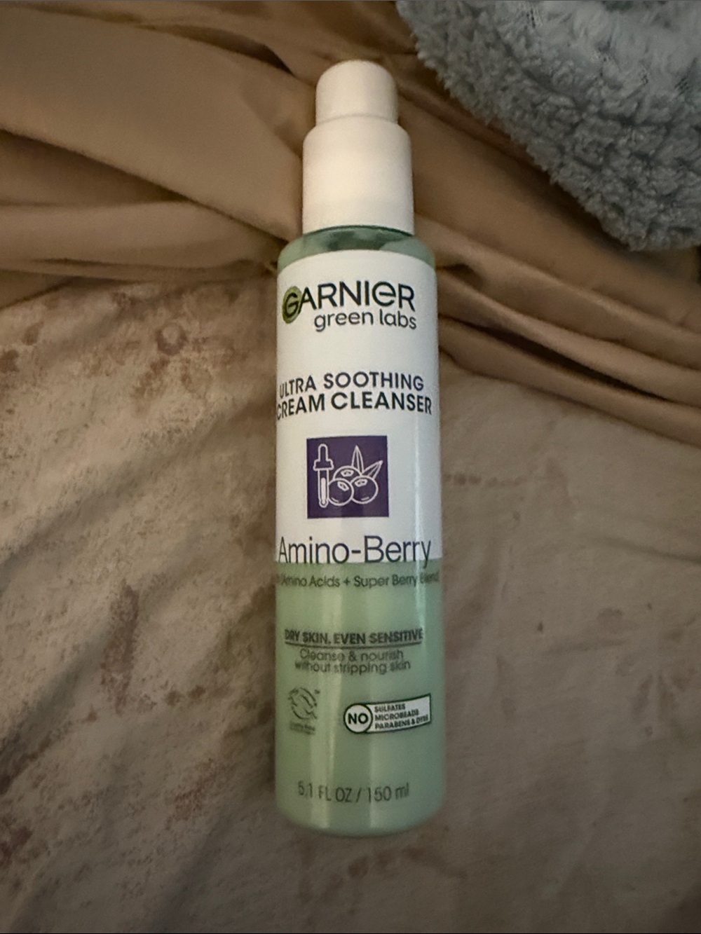 Garnier Amino-Berry Cream Cleanser in Mint Green Bottle